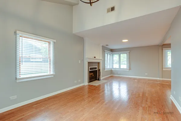 $449,000 | 85 Kingman Lane, Hoffman Estates, IL 60169