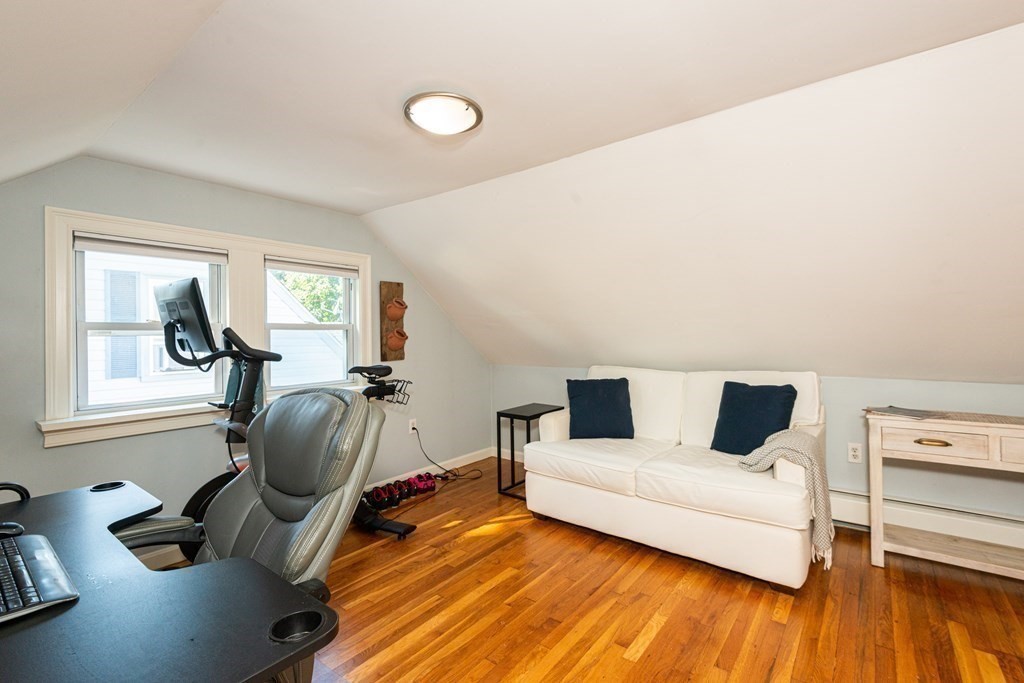 46 Linden Road Peabody, MA 01960 - Photo 20 of 36 Gallery Image 20