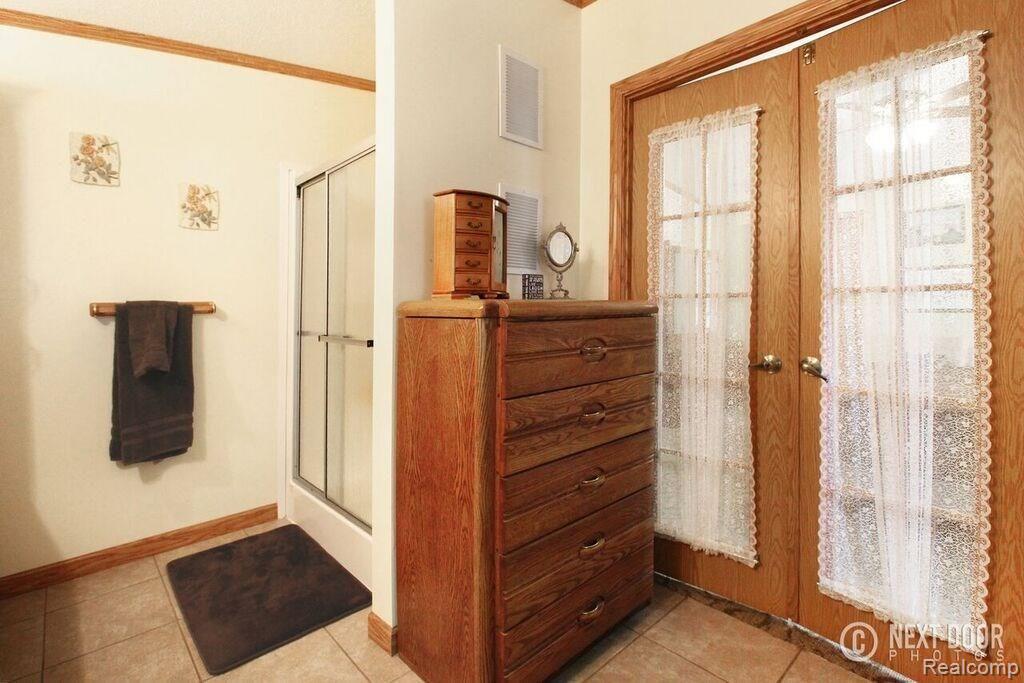 4175 Pleasant Valley Road Brighton, MI 48114 - Photo 17 of 34 h master 4.jpg