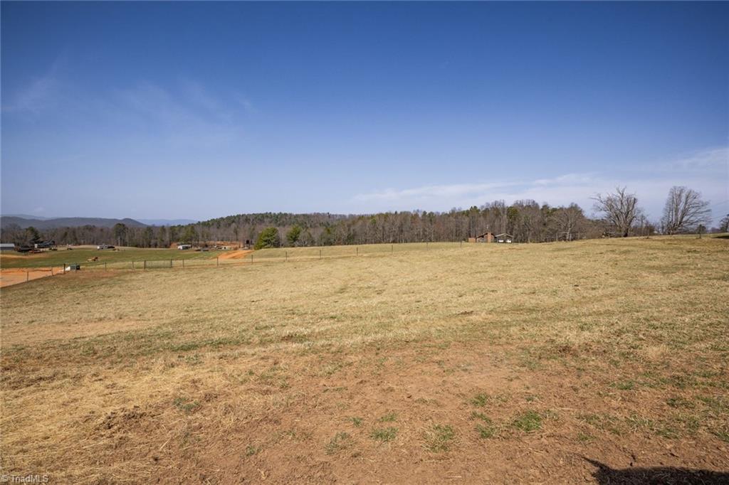 256 Recreation Road Wilkesboro, NC 28697 - Photo 27 of 37 Gallery Image 27