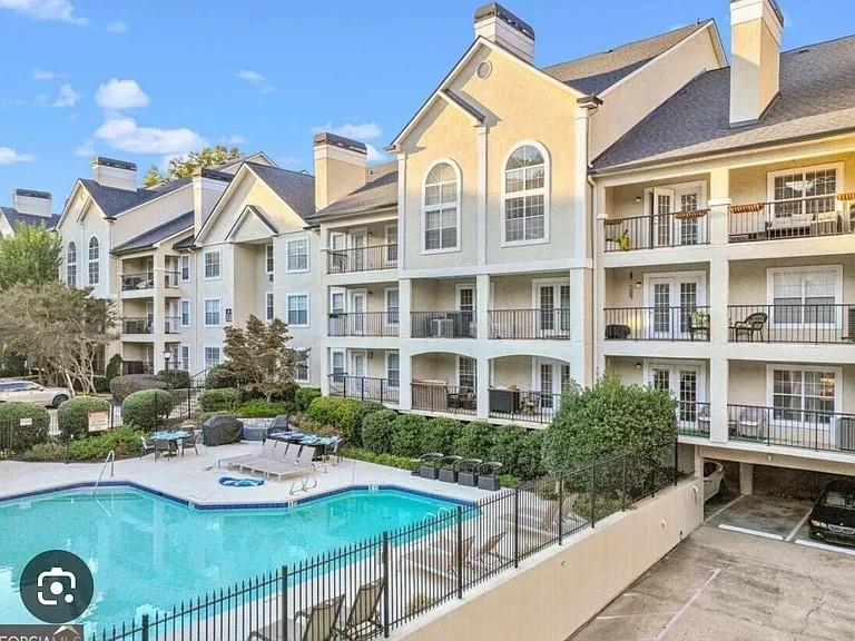 3655 Habersham Road Northeast, Unit 303 Atlanta, GA 30305 - Photo 2 of 9
