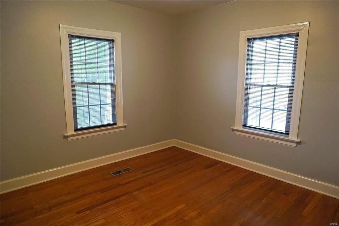 555 Forder Road Mehlville, MO 63129 - Photo 7 of 39 Gallery Image 7