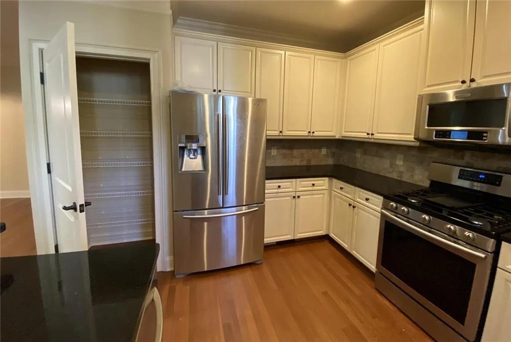 815 Millwork Circle Duluth, GA 30097 - Photo 5 of 28