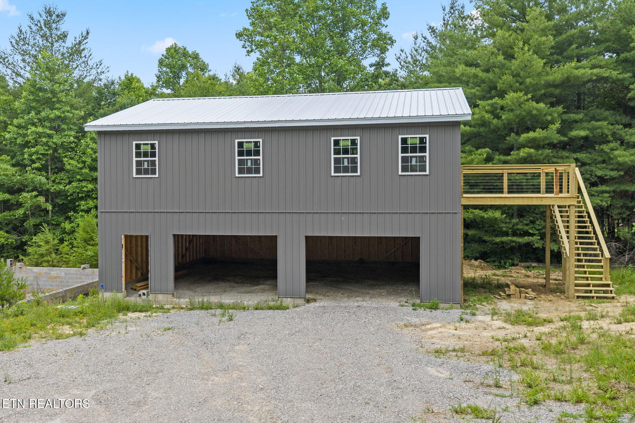 144 Charlie Jones Road Deer Lodge, TN 37726 - Photo 2 of 18 4-web-or-mls-144 charles jones--8