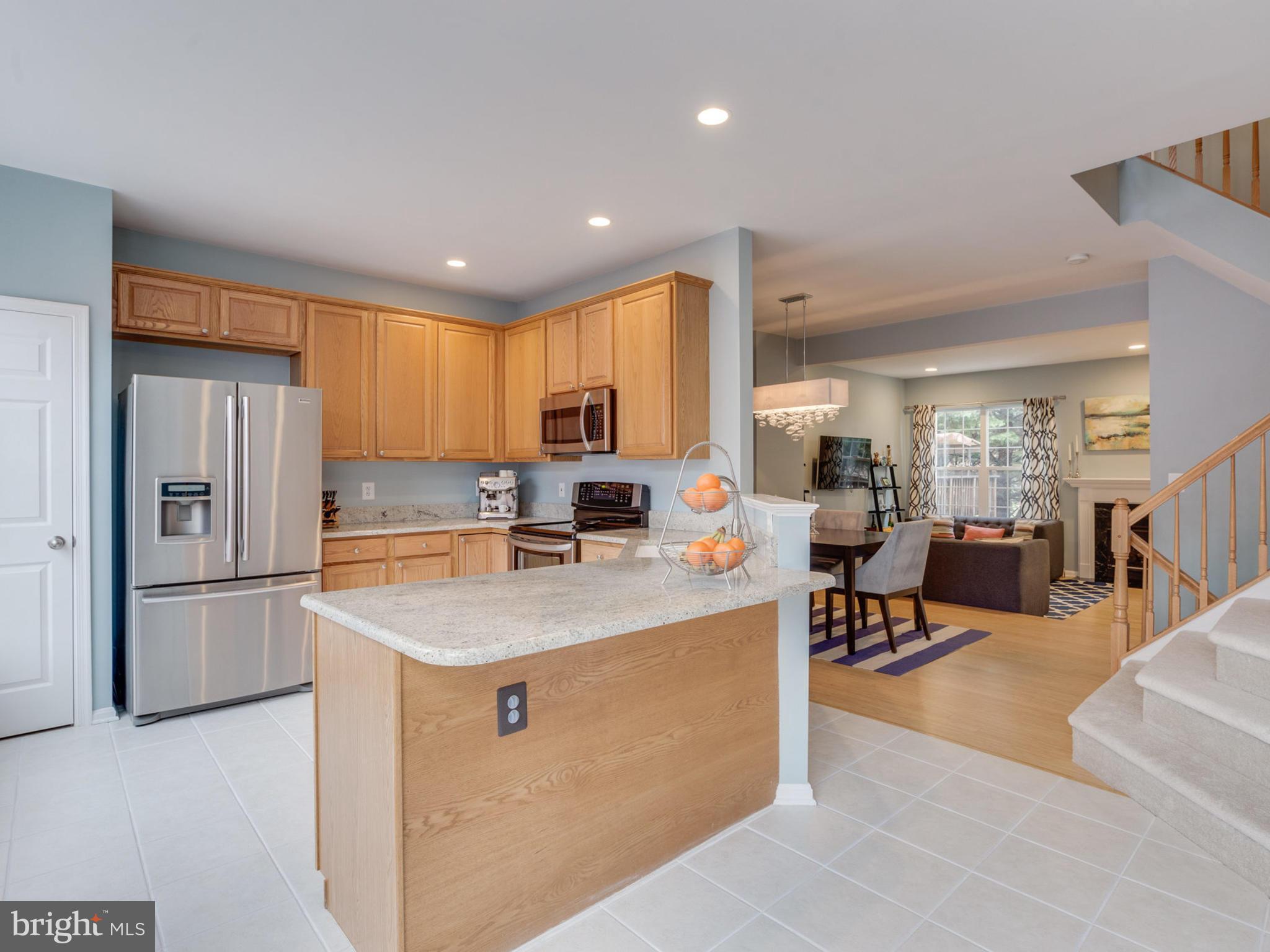 2829 Roesh Way Vienna, VA 22181 - Photo 10 of 30 Kitchen