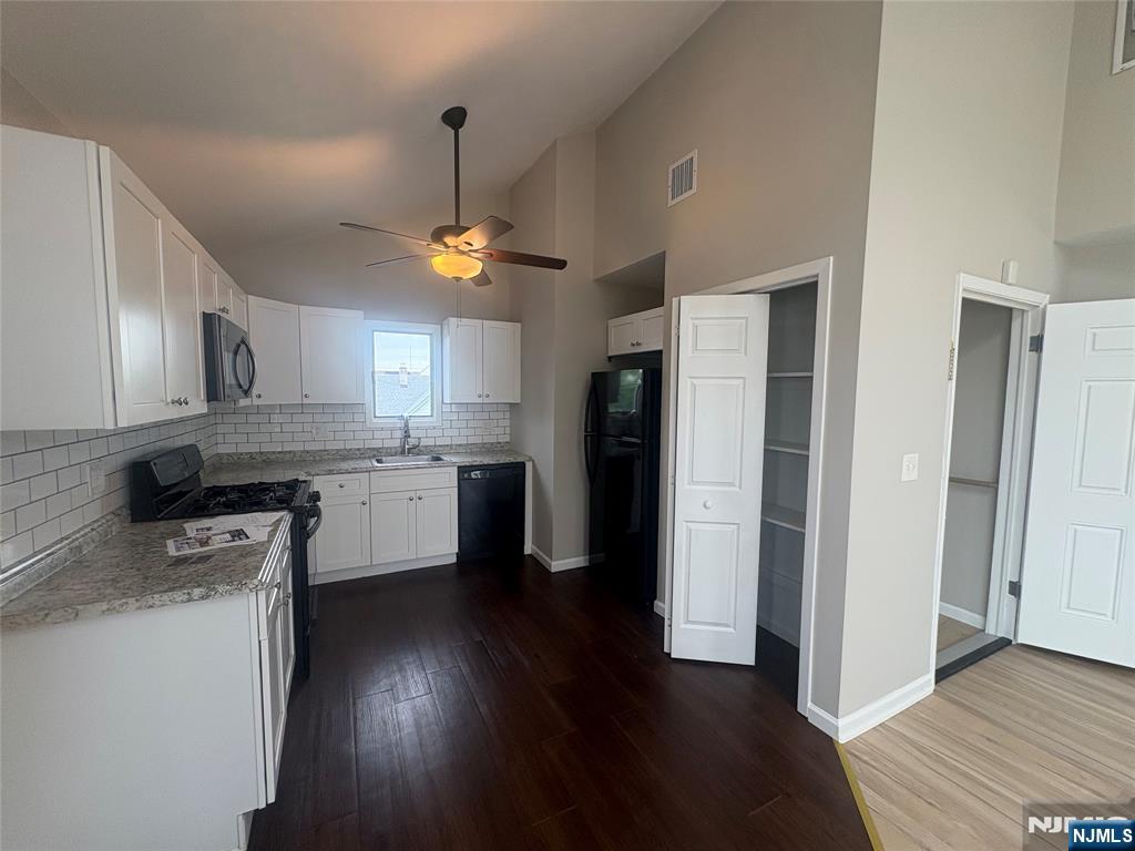 70 Pink Street, Unit 2 Hackensack, NJ 07601 - Photo 2 of 9