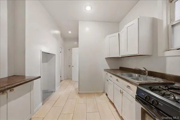 $750,000 | 460 South 1st Avenue, Mount Vernon, NY 10550