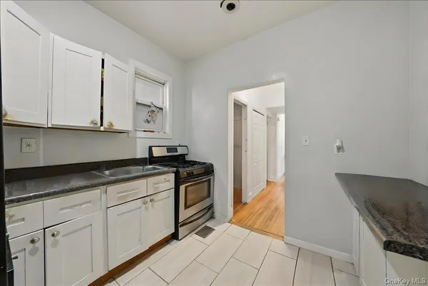 $750,000 | 460 South 1st Avenue, Mount Vernon, NY 10550