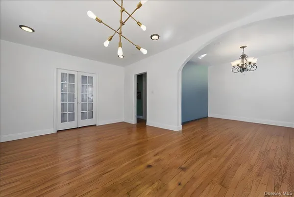 $750,000 | 460 South 1st Avenue, Mount Vernon, NY 10550