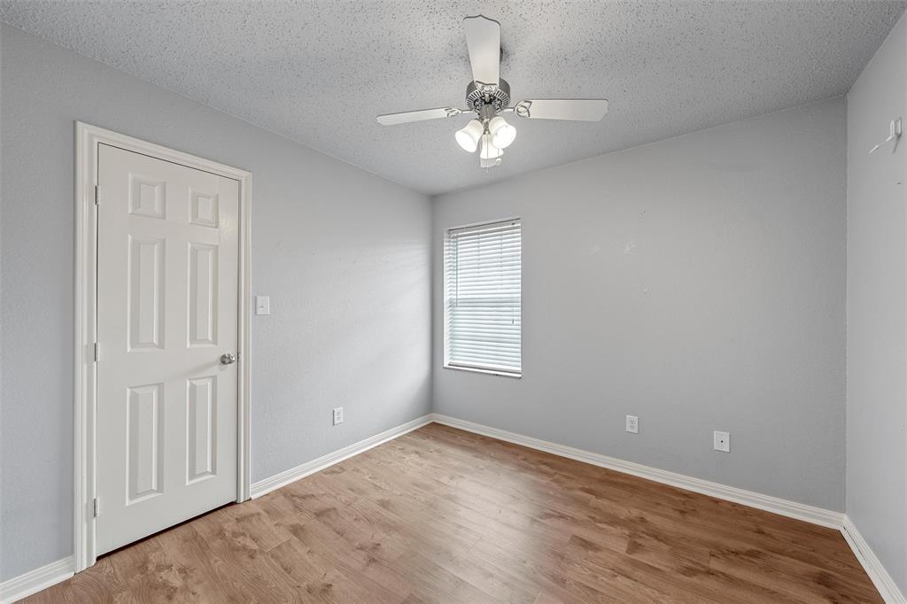 163 Topaz Circle Hewitt, TX 76643 - Photo 27 of 40