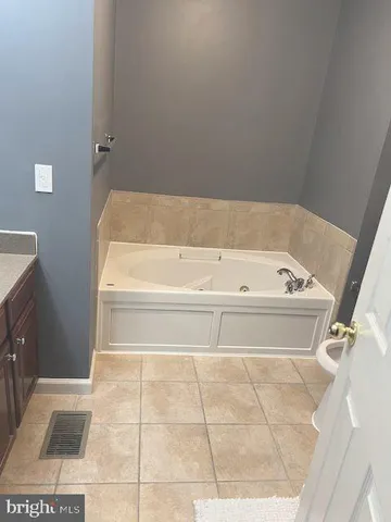 $369,995 | 923 Pine Forest Lane, Unit 2011, Upper Marlboro, MD 20774