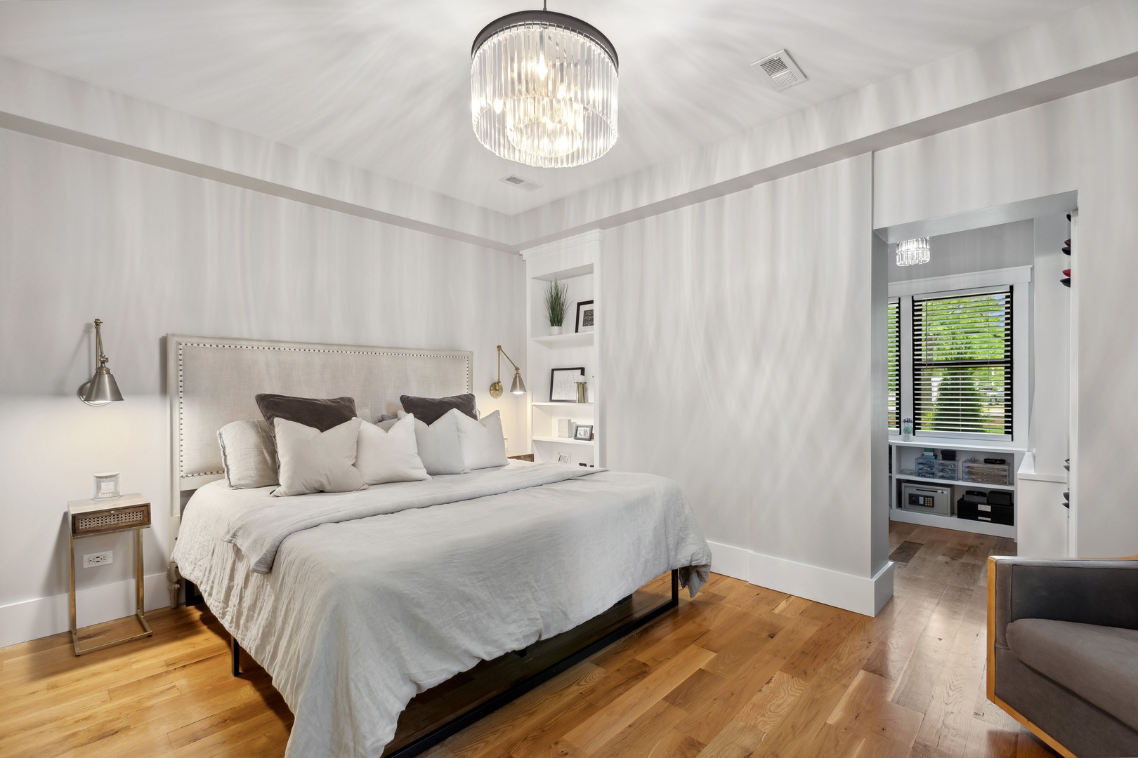 112 Beachway Drive Fox River Grove, IL 60021 - Photo 23 of 37 a bedroom with a bed and a couch