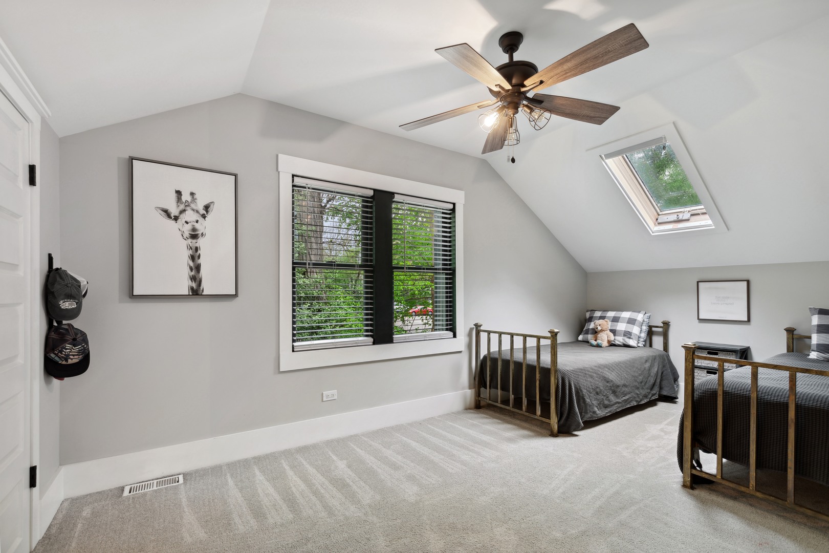 112 Beachway Drive Fox River Grove, IL 60021 - Photo 30 of 37 a living room with furniture and windows