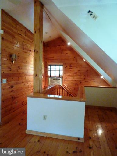 23183 Cobb House Road Middleburg, VA 20117 - Photo 15 of 21 opposite view of master