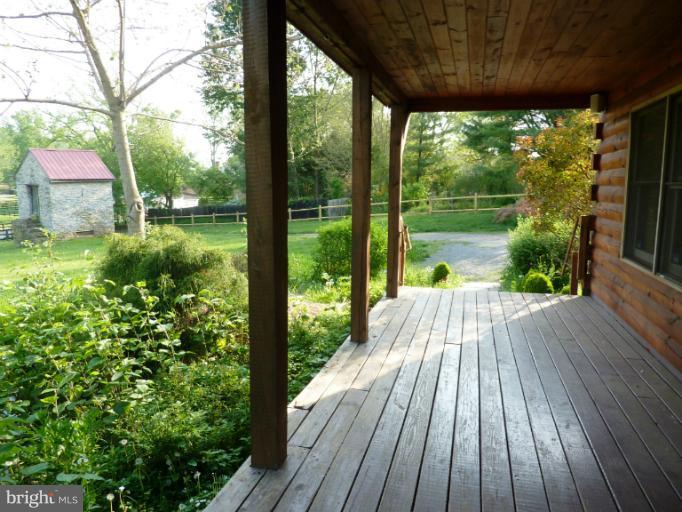 23183 Cobb House Road Middleburg, VA 20117 - Photo 9 of 21 Front Porch