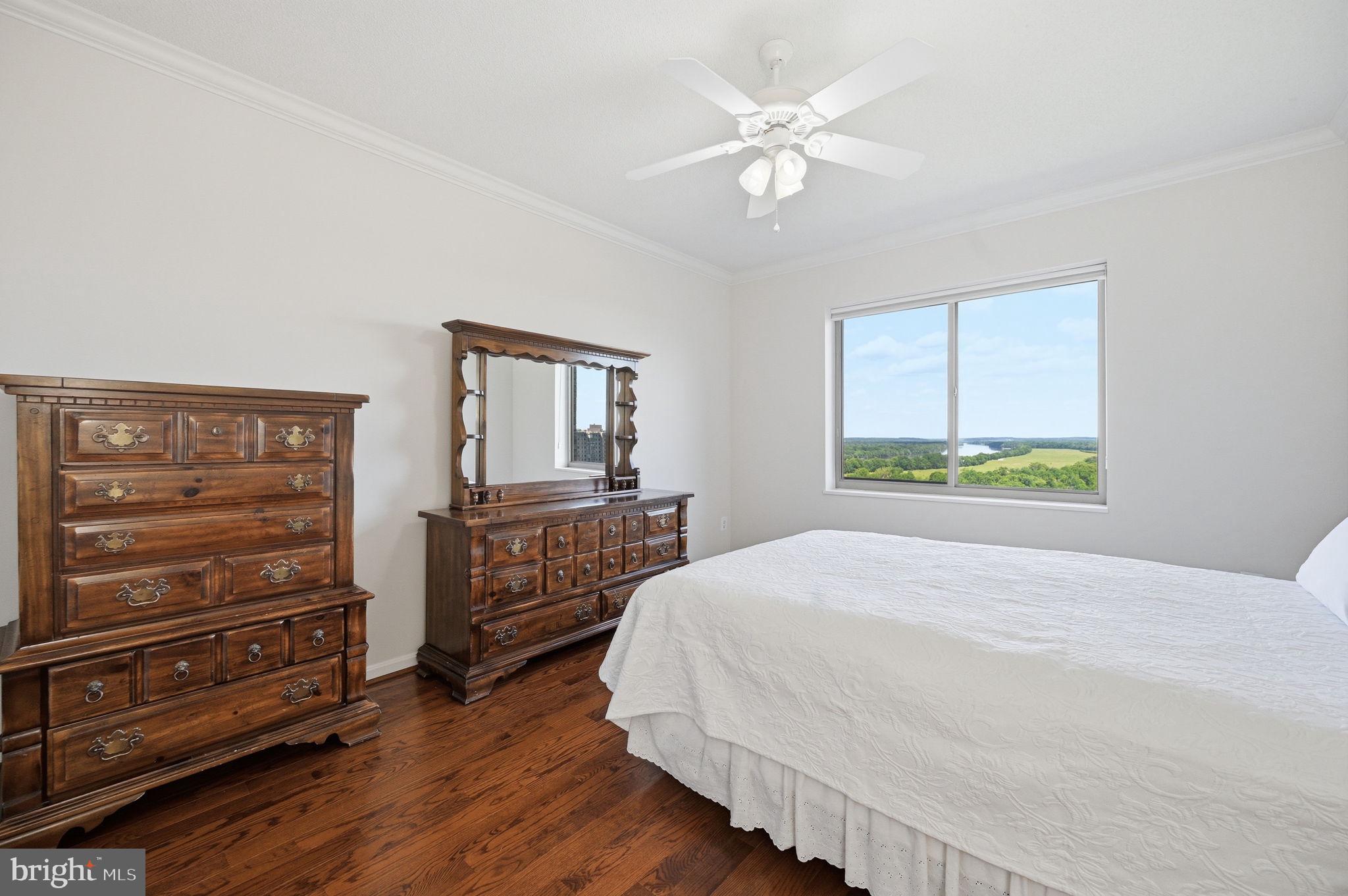 19355 Cypress Ridge Terrace, Unit 1017 Leesburg, VA 20176 - Photo 12 of 34