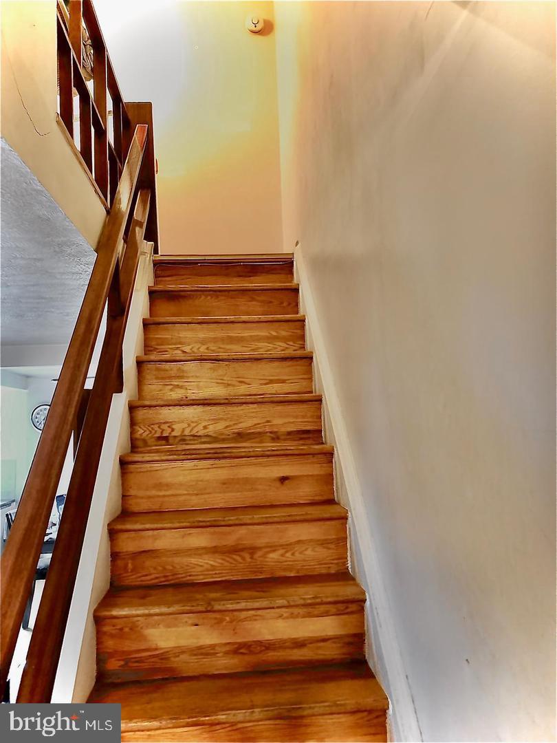 3134 Morning Glory Road Philadelphia, PA 19154 - Photo 8 of 21 Gallery Image 8