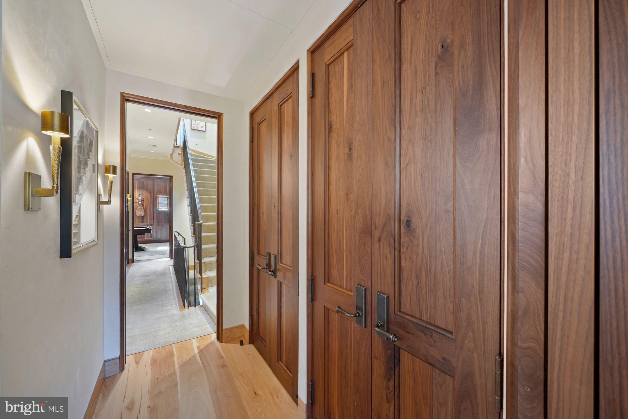 1711 S Street Northwest Washington, DC 20009 - Photo 24 of 50 Hall to 2nd Floor Bedroom en suite