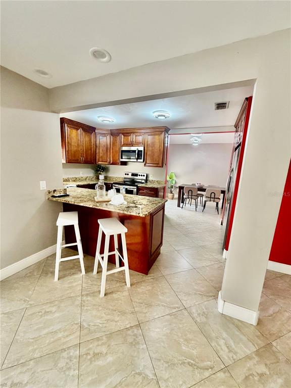 17708 Rivendel Road Lutz, FL 33549 - Photo 6 of 12