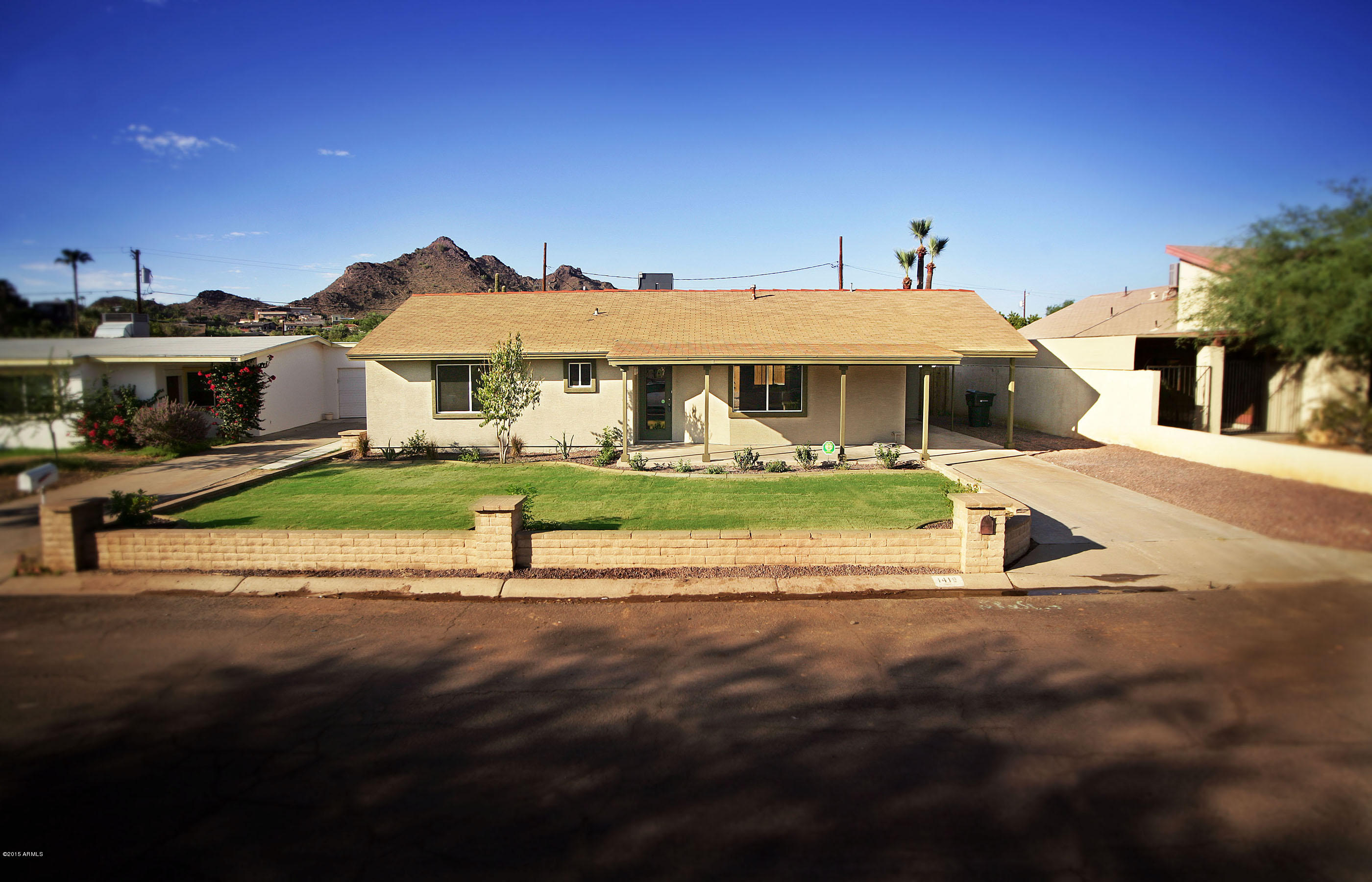 1418 East Royal Palm Road Phoenix, AZ 85020 - Photo 19 of 19 Facade_2_MLS