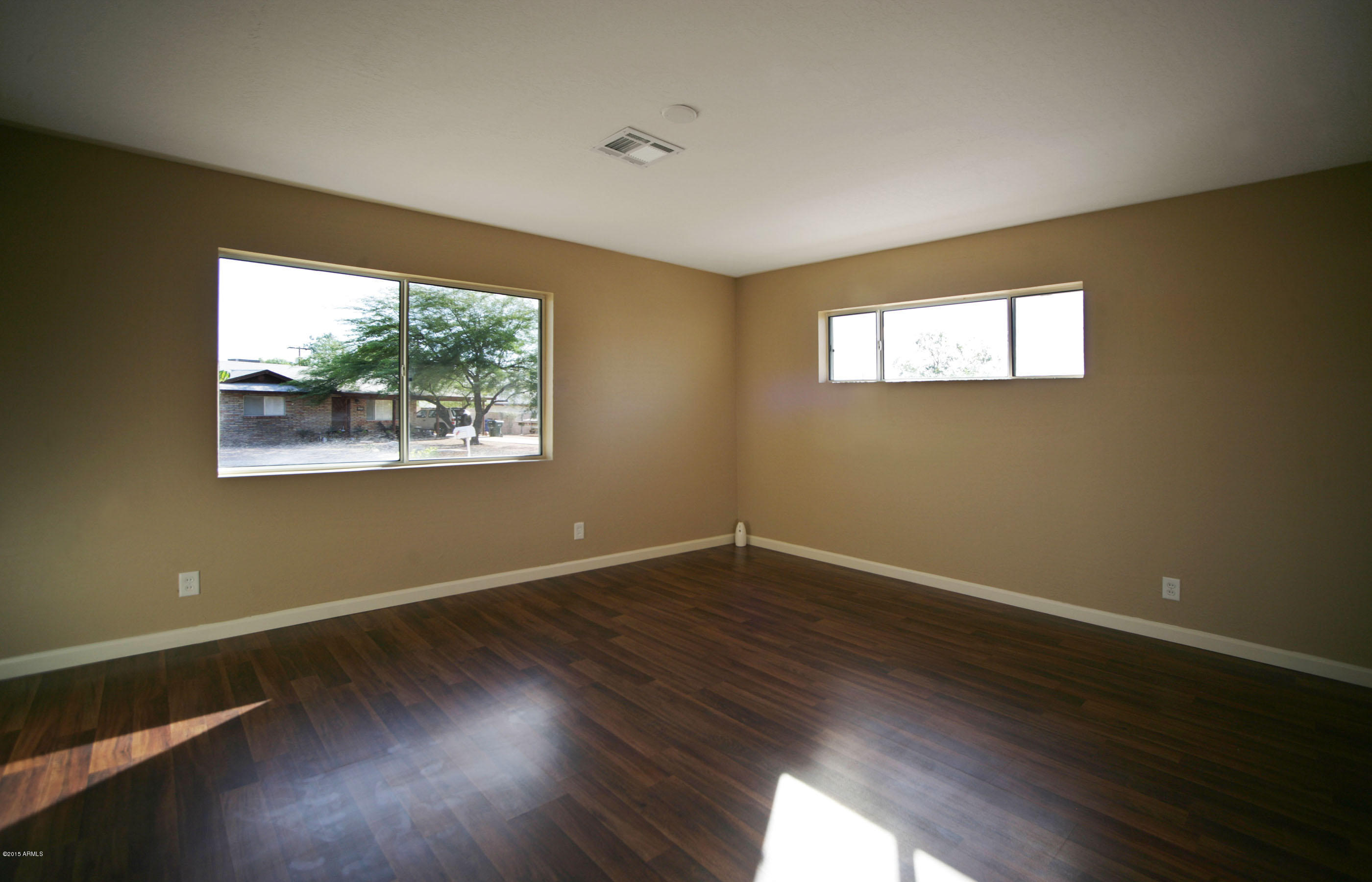 1418 East Royal Palm Road Phoenix, AZ 85020 - Photo 8 of 19 Master Bedroom_1_MLS