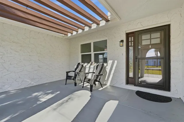 $359,000 | 25 Dolphin Avenue, Ormond Beach, FL 32176