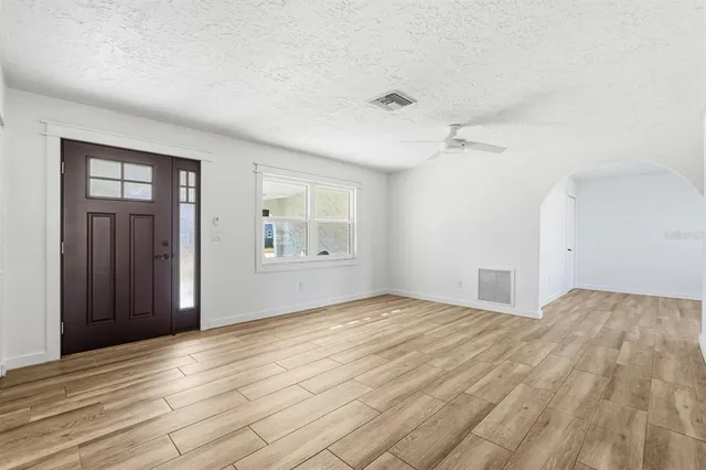 $359,000 | 25 Dolphin Avenue, Ormond Beach, FL 32176