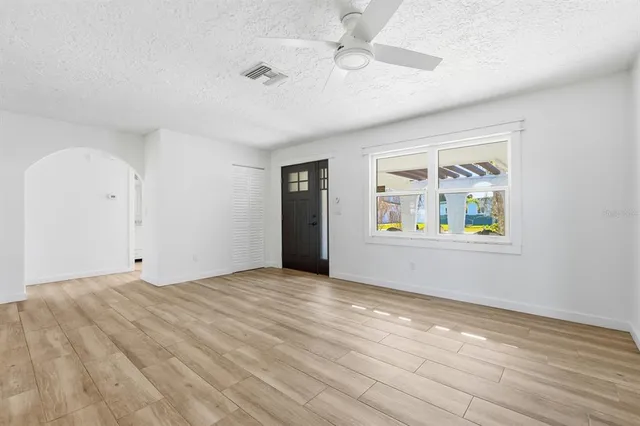 $359,000 | 25 Dolphin Avenue, Ormond Beach, FL 32176