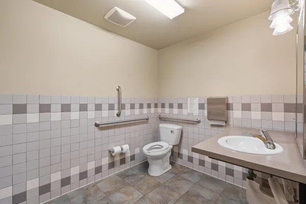 $9,995 | 107 East Holland Avenue, Spokane, WA 99218