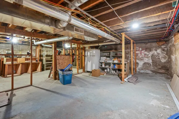 $9,995 | 107 East Holland Avenue, Spokane, WA 99218