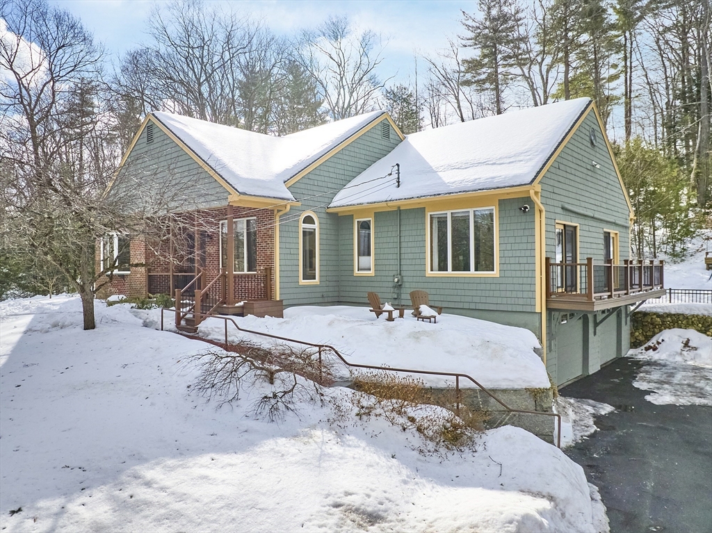 99 Betty Spring Road Gardner, MA 01440 - Photo 1 of 40 Gallery Image 1