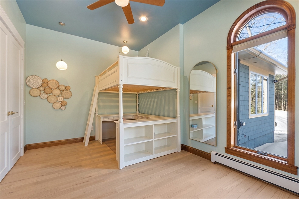 99 Betty Spring Road Gardner, MA 01440 - Photo 4 of 40 Gallery Image 4