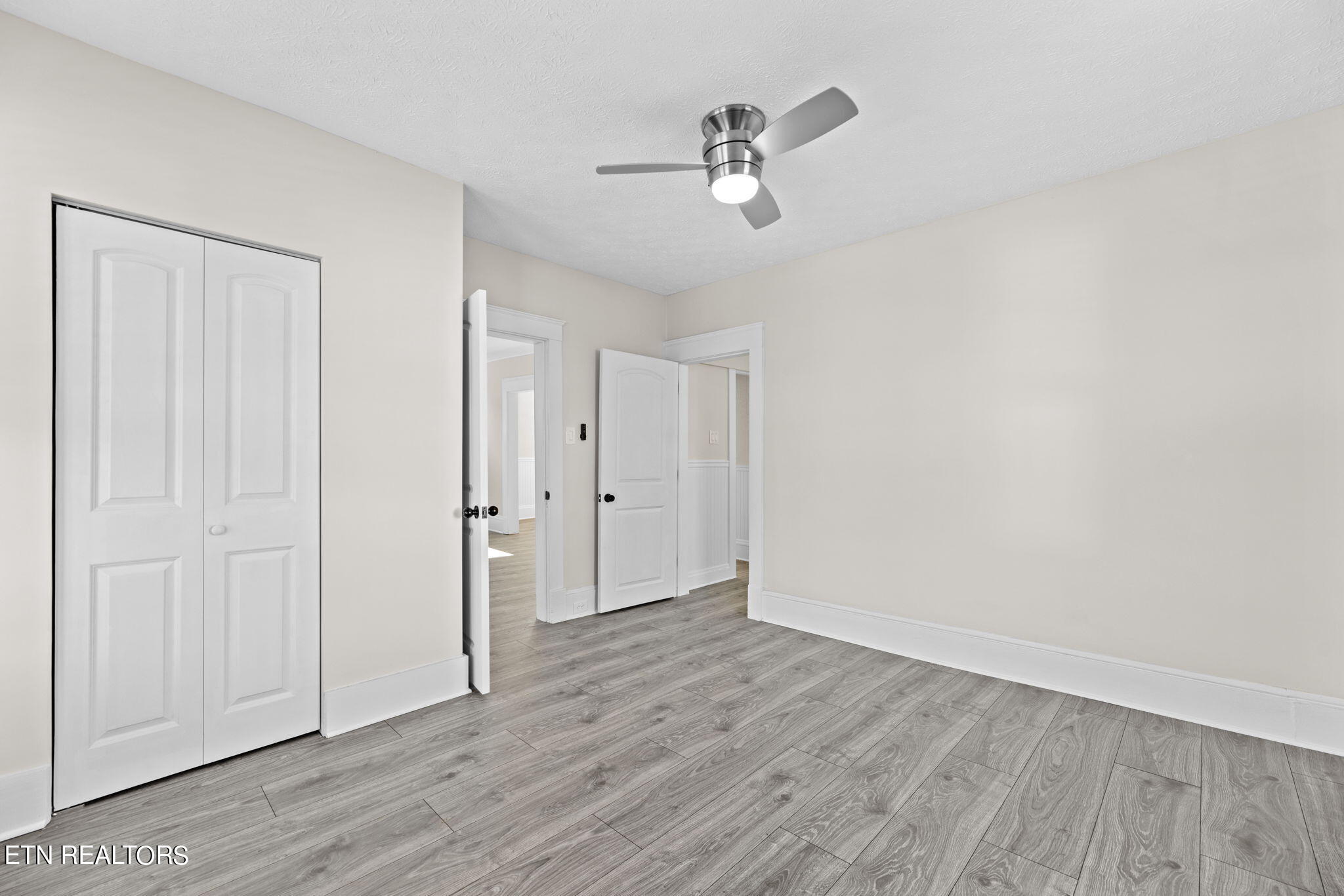 806 Gresham Road Knoxville, TN 37918 - Photo 21 of 29 21-web-or-mls-Grshm806 (15)