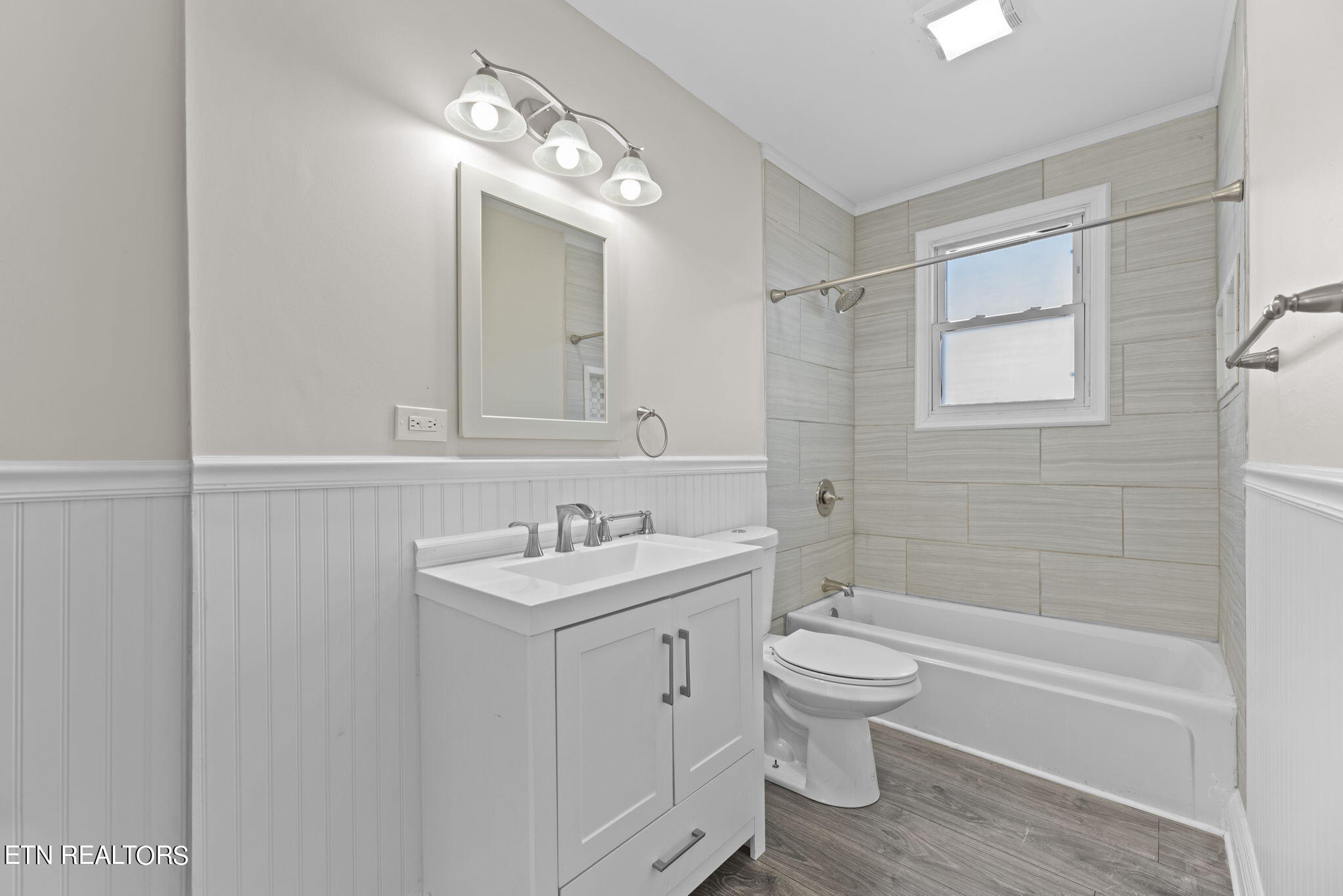 806 Gresham Road Knoxville, TN 37918 - Photo 22 of 29 22-web-or-mls-Grshm806 (18)