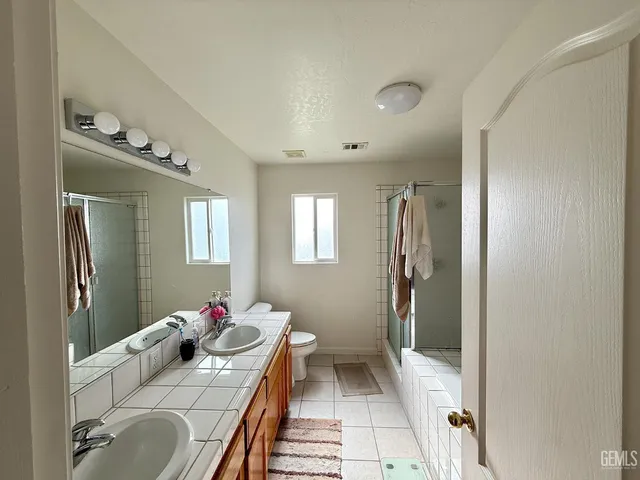 $399,999 | Undisclosed Address, Bakersfield, CA 93308