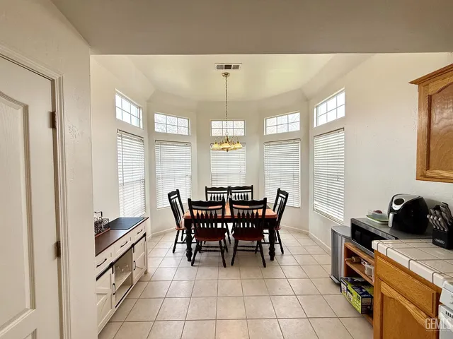 $399,999 | Undisclosed Address, Bakersfield, CA 93308