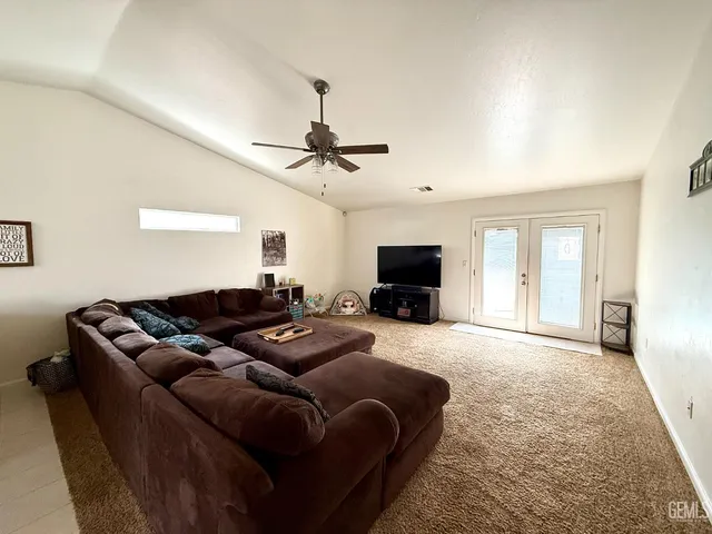 $399,999 | Undisclosed Address, Bakersfield, CA 93308