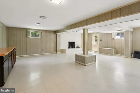 $575,000 | 902 Malta Lane, Silver Spring, MD 20901