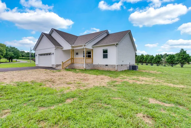 $329,900 | 288 Westwood Drive, Sparta, TN 38583