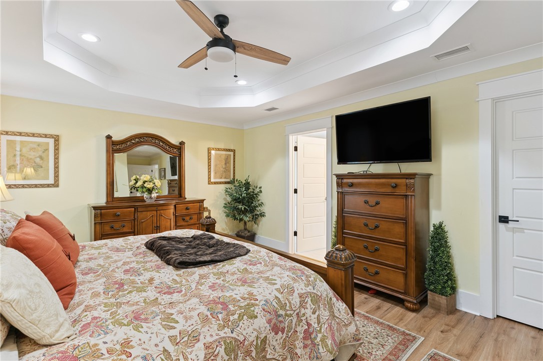 1093 Captains Cv Way St. Simons Island, GA 31522 - Photo 15 of 31