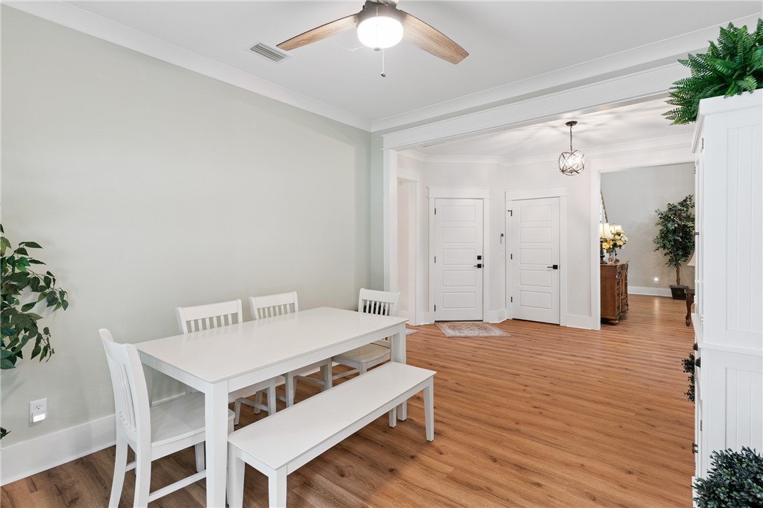 1093 Captains Cv Way St. Simons Island, GA 31522 - Photo 8 of 31