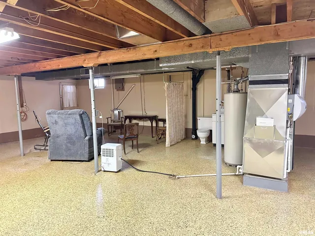 $169,900 | 711 Daly Drive, Jacksonville, IL 62650