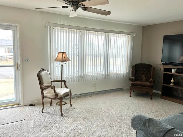 $159,900 | 711 Daly Drive, Jacksonville, IL 62650