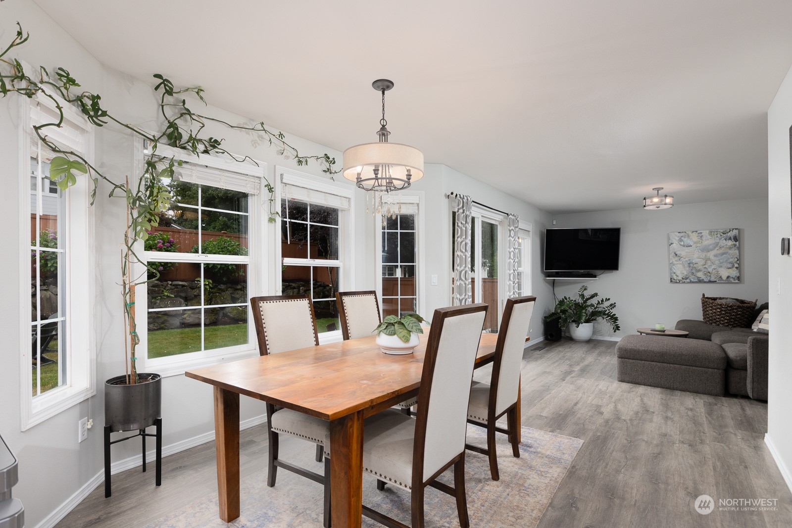 2221 Southeast 2nd Court Renton, WA 98056 - Photo 10 of 36 Gallery Image 10