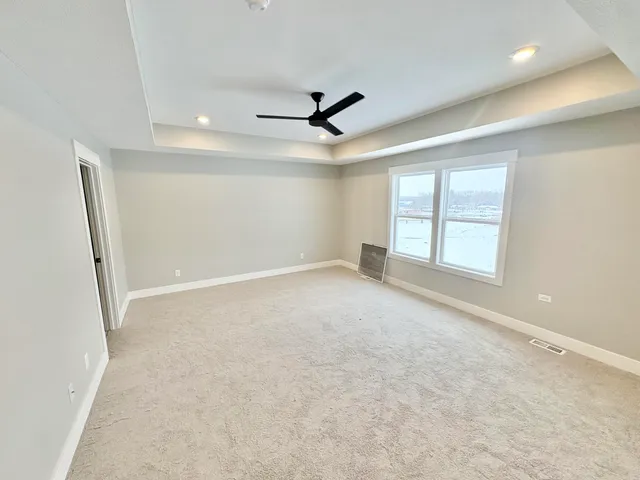 $679,900 | 8318 Kettle Hill Southeast, Alto, MI 49302