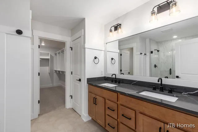 $679,900 | 8318 Kettle Hill Southeast, Alto, MI 49302