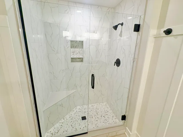 $679,900 | 8318 Kettle Hill Southeast, Alto, MI 49302