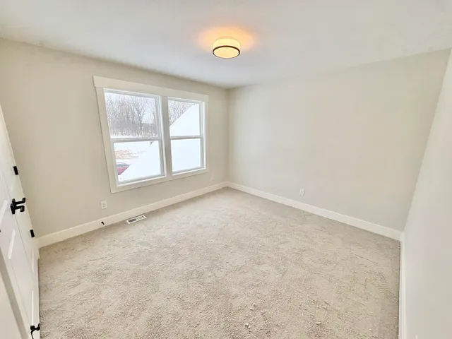 $679,900 | 8318 Kettle Hill Southeast, Alto, MI 49302