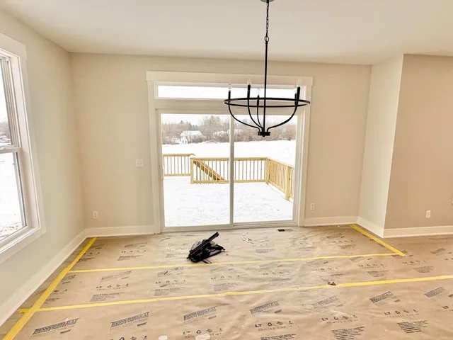 $679,900 | 8318 Kettle Hill Southeast, Alto, MI 49302