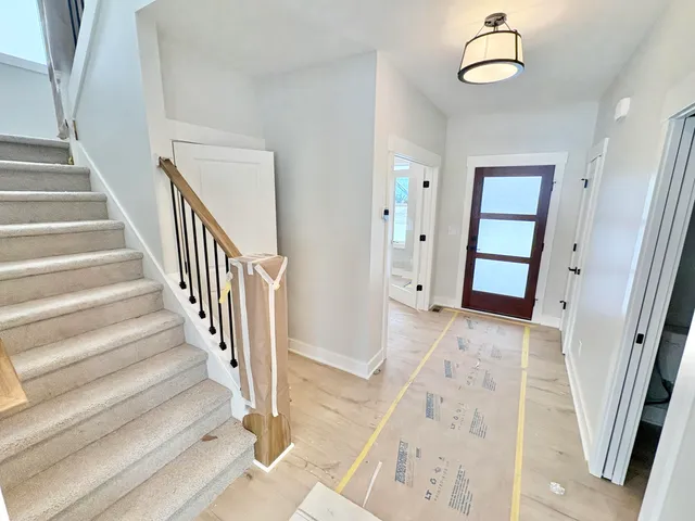 $679,900 | 8318 Kettle Hill Southeast, Alto, MI 49302